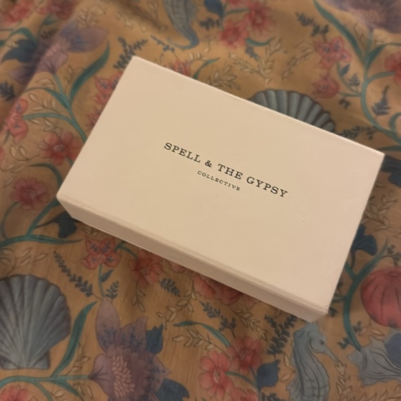 SPELL RARE MERMAID EARRINGS - Picture 3 of 10